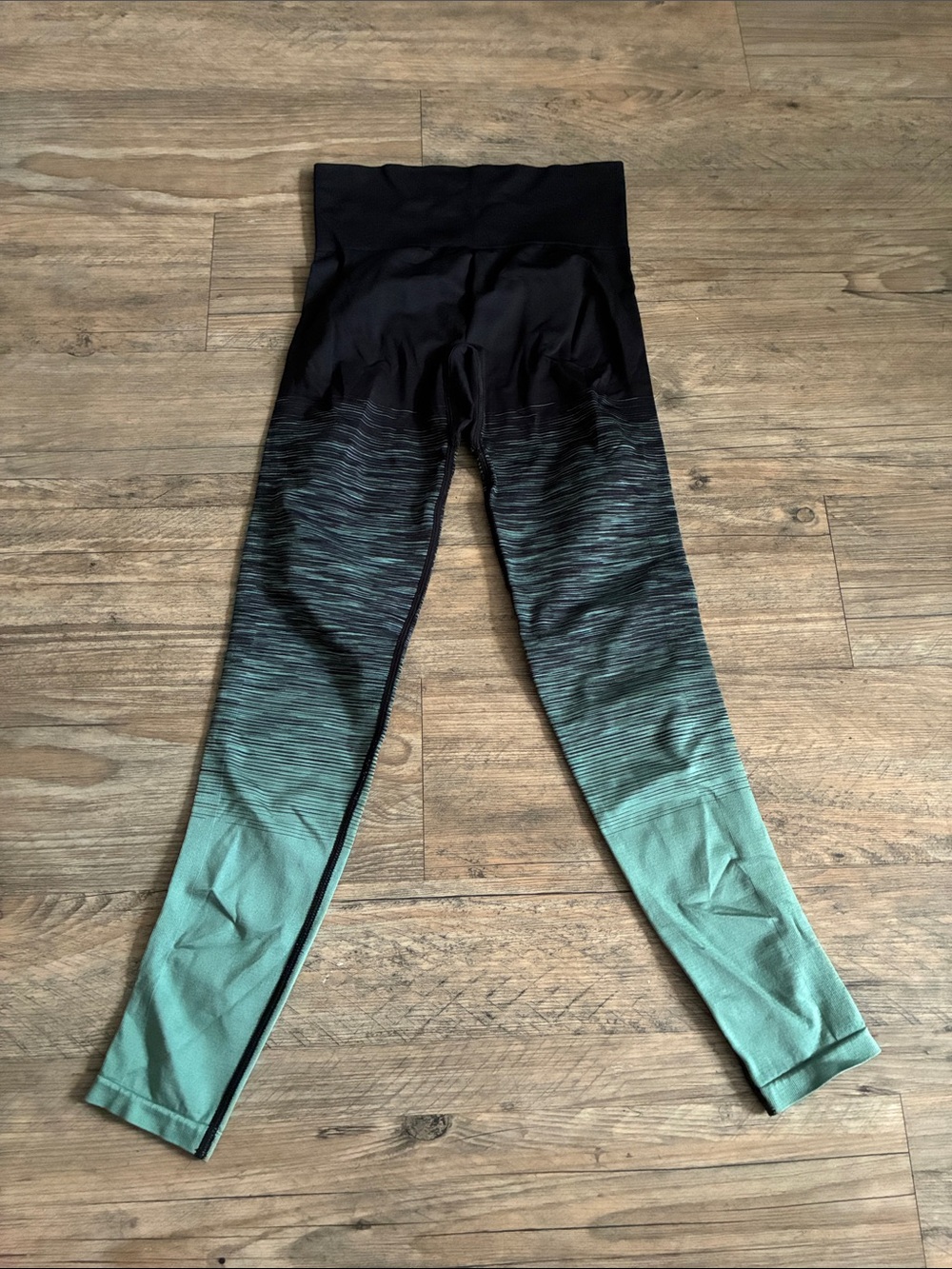 PINK Victoria Secret Ombre Black to Mint Green High-Waist Leggings